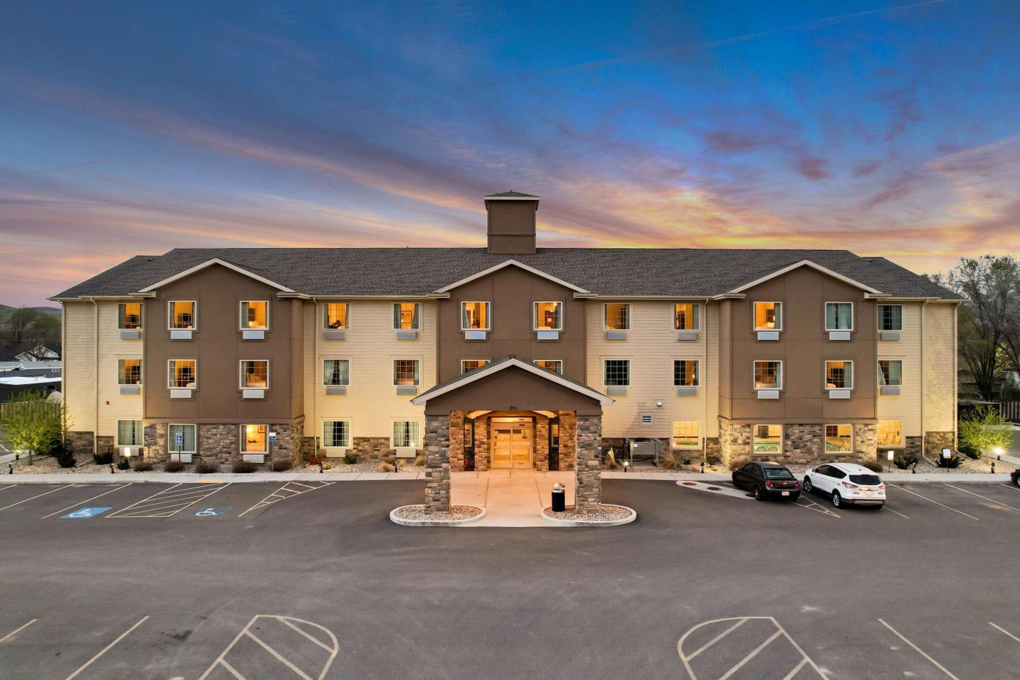 Comfort Inn & Suites Morgan מראה חיצוני תמונה